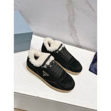 Prada Low Shoes